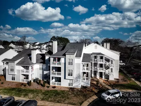11 Hamiltons Bay 833 Ct #833, Clover, SC 29710