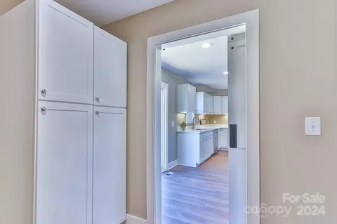Other - 1092 Manor St, Conover, NC 28613 photo 4 of 13