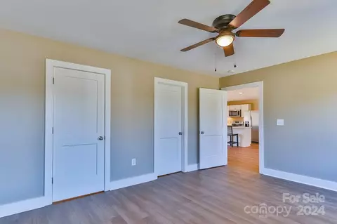 Bedroom - 1092 Manor St, Conover, NC 28613 photo 1 of 3