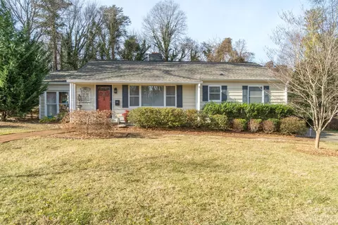 551 Lakeside Dr, Statesville, NC 28677