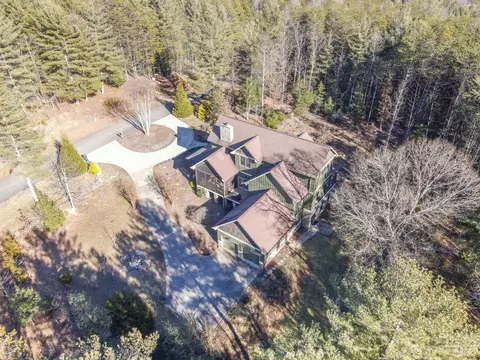 4836 Stream Side Ln, Morganton, NC 28655 photo 5