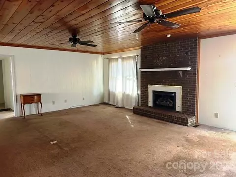 320 Luckadoo Rd, Bostic, NC 28018 photo 12