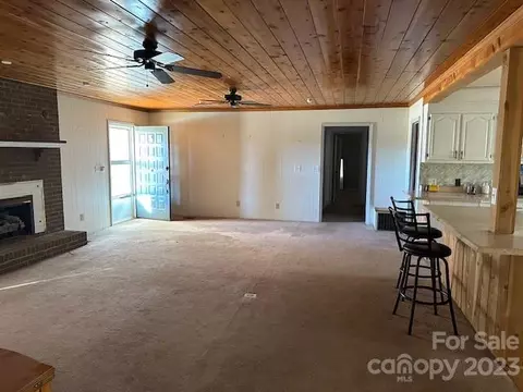 320 Luckadoo Rd, Bostic, NC 28018 photo 13