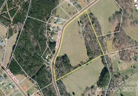 320 Luckadoo Rd, Bostic, NC 28018 photo 9