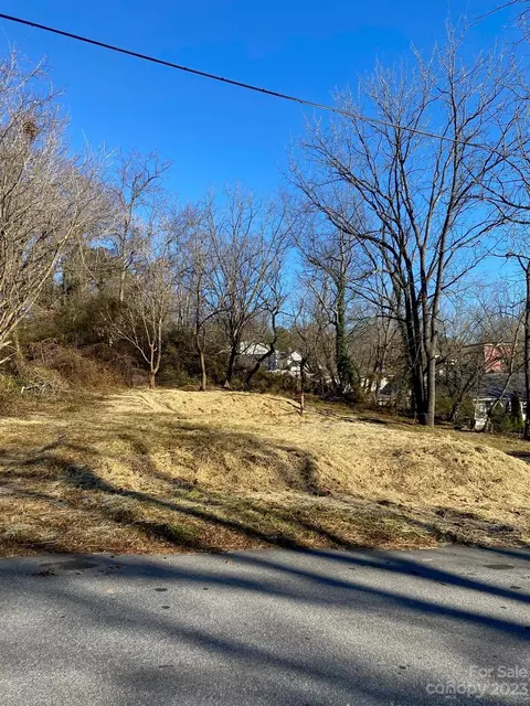 11 Montana C Ave #C, Asheville, NC 28806