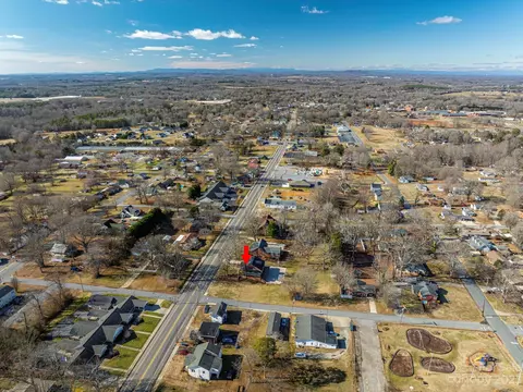 917 E Main St, Maiden, NC 28650 photo 33