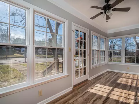 917 E Main St, Maiden, NC 28650 photo 3
