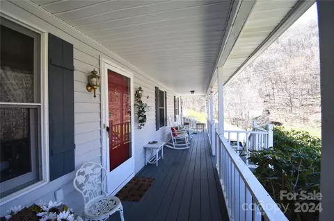 Exterior - 7500 Meat Camp Rd, Todd, NC 28684 photo 4 of 12