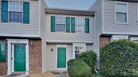 657 Lex Dr, Charlotte, NC 28262
