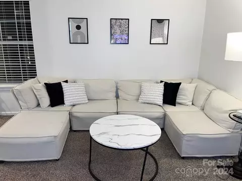 8121 Tremaine F Ct #F, Charlotte, NC 28227