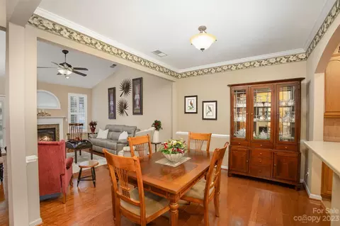 352 Garnet Ct, Fort Mill, SC 29708 photo 9