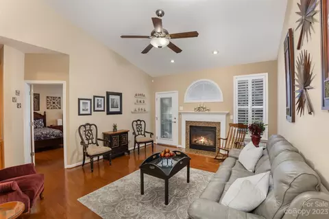 352 Garnet Ct, Fort Mill, SC 29708 photo 12