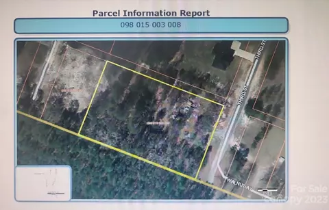 558 S Third St, Mcbee, SC 29101