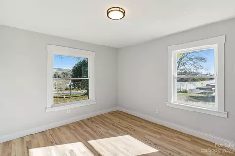 736 Main St, Lancaster, SC 29720 photo 7