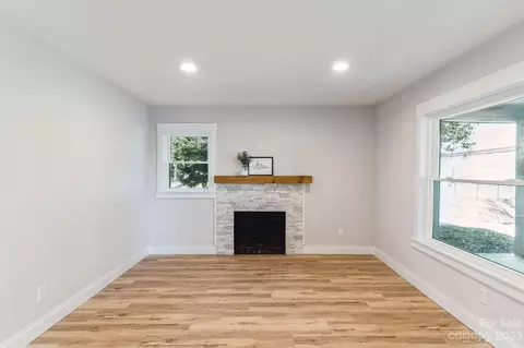736 Main St, Lancaster, SC 29720 photo 3