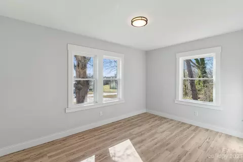 736 Main St, Lancaster, SC 29720 photo 5