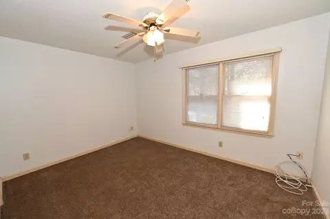 102 Brandywine Ne E6 Dr NE #E6, Conover, NC 28613 photo 19