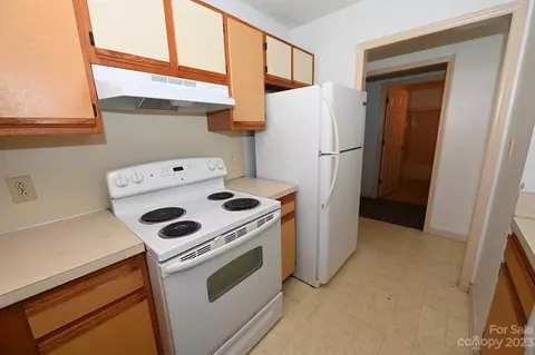 102 Brandywine Ne E6 Dr NE #E6, Conover, NC 28613 photo 9