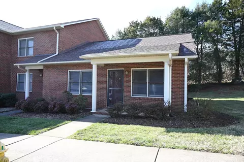 102 Brandywine Ne E6 Dr NE #E6, Conover, NC 28613 photo 3