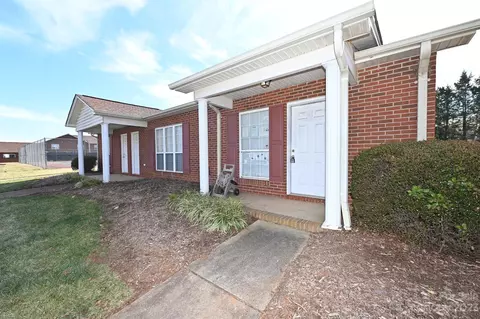 102 Brandywine Ne E6 Dr NE #E6, Conover, NC 28613 photo 5