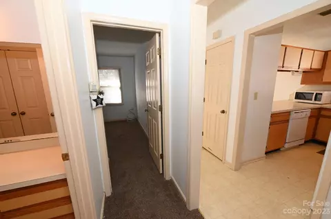 102 Brandywine Ne E6 Dr NE #E6, Conover, NC 28613 photo 16