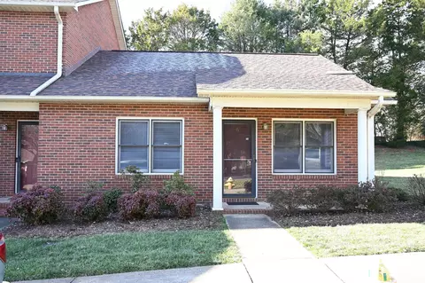 102 Brandywine Ne E6 Dr NE #E6, Conover, NC 28613 photo 2