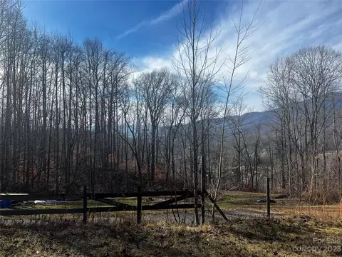 Undisclosed, Sylva, NC 28779 photo 6