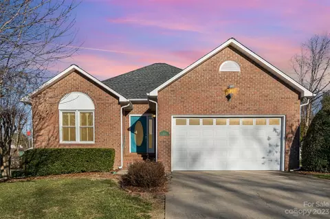 150 Kilmer Ln, Mooresville, NC 28115