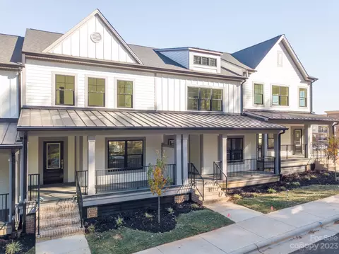 360 N Broad 4e St #4E, Waxhaw, NC 28173
