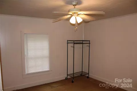 101 Bay St, Morganton, NC 28655 photo 16