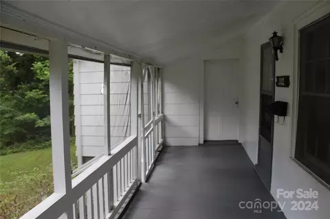 101 Bay St, Morganton, NC 28655 photo 6