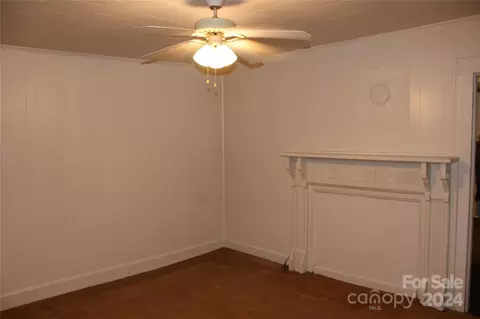 101 Bay St, Morganton, NC 28655 photo 14
