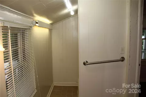 101 Bay St, Morganton, NC 28655 photo 17