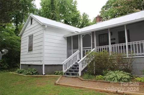 101 Bay St, Morganton, NC 28655 photo 4