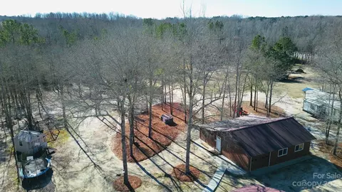 96 Sandhills Rd, Jefferson, SC 29718 photo 4