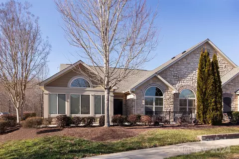 4833 Polo Gate Blvd, Charlotte, NC 28216