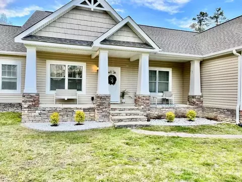 188 Sawneys Creek Cir, Ridgeway, SC 29130