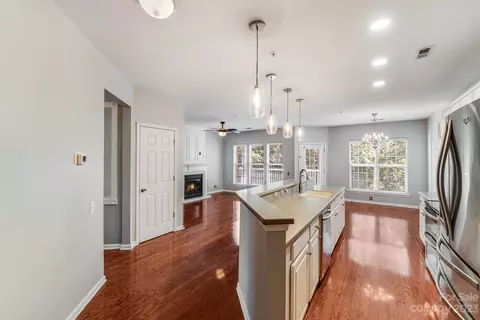 3238 Margellina Dr, Charlotte, NC 28210