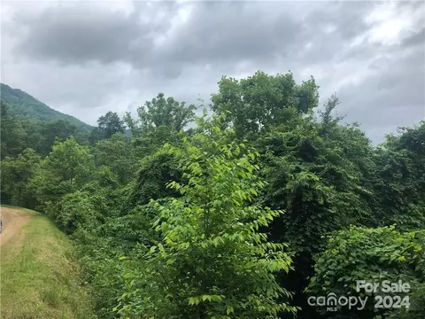 849 Whisper Mountain 48 Dr #48, Leicester, NC 28748