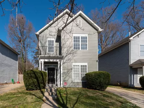 4713 Eaves Ln, Charlotte, NC 28215