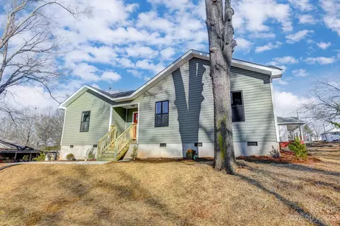 802 Miller St, Kannapolis, NC 28081