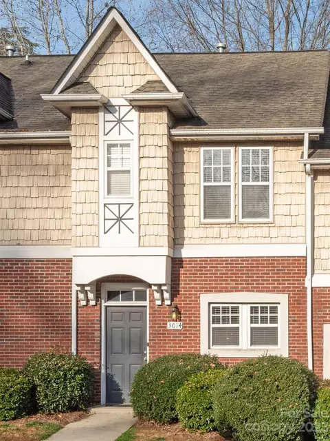 3014 Uxbridge Woods Ct, Charlotte, NC 28205