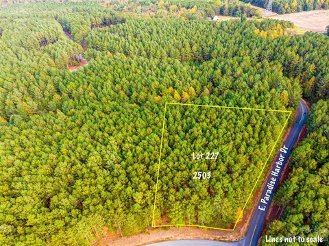 2503 E Paradise Harbor 277 Dr #277, Connelly Springs, NC 28612