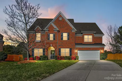11346 Huntington Meadow Ln, Charlotte, NC 28273
