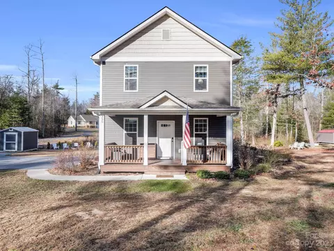 335 Mine Gap Rd, East Flat Rock, NC 28726