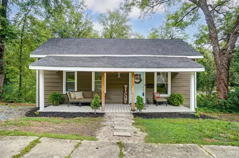 943 16th St, Lancaster, SC 29720