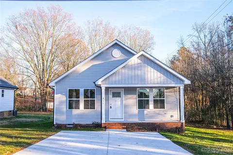 217 Crowell Ave, Albemarle, NC 28001