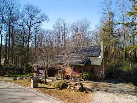 1105 Little Creek Rd, Hendersonville, NC 28792
