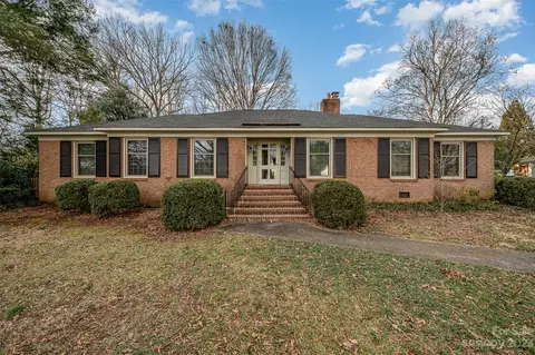6524 Folger Dr, Charlotte, NC 28270