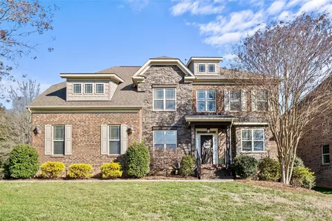 6819 Providence W Ln W, Charlotte, NC 28226